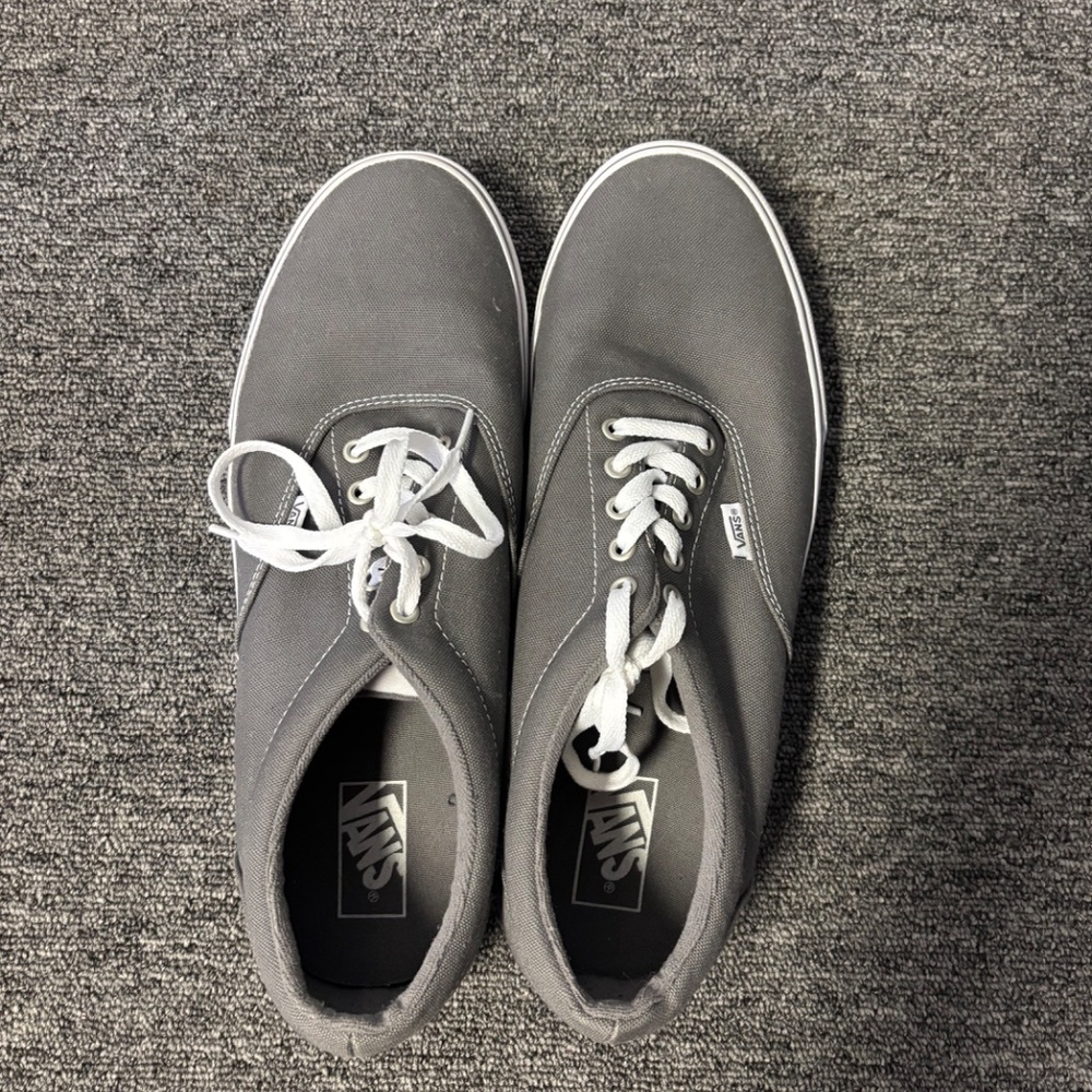 Grey vans shoes - Picture 3 of 4